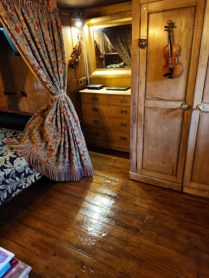 Wizards Thatch Luxury Suites Alderley Edge Esterno foto