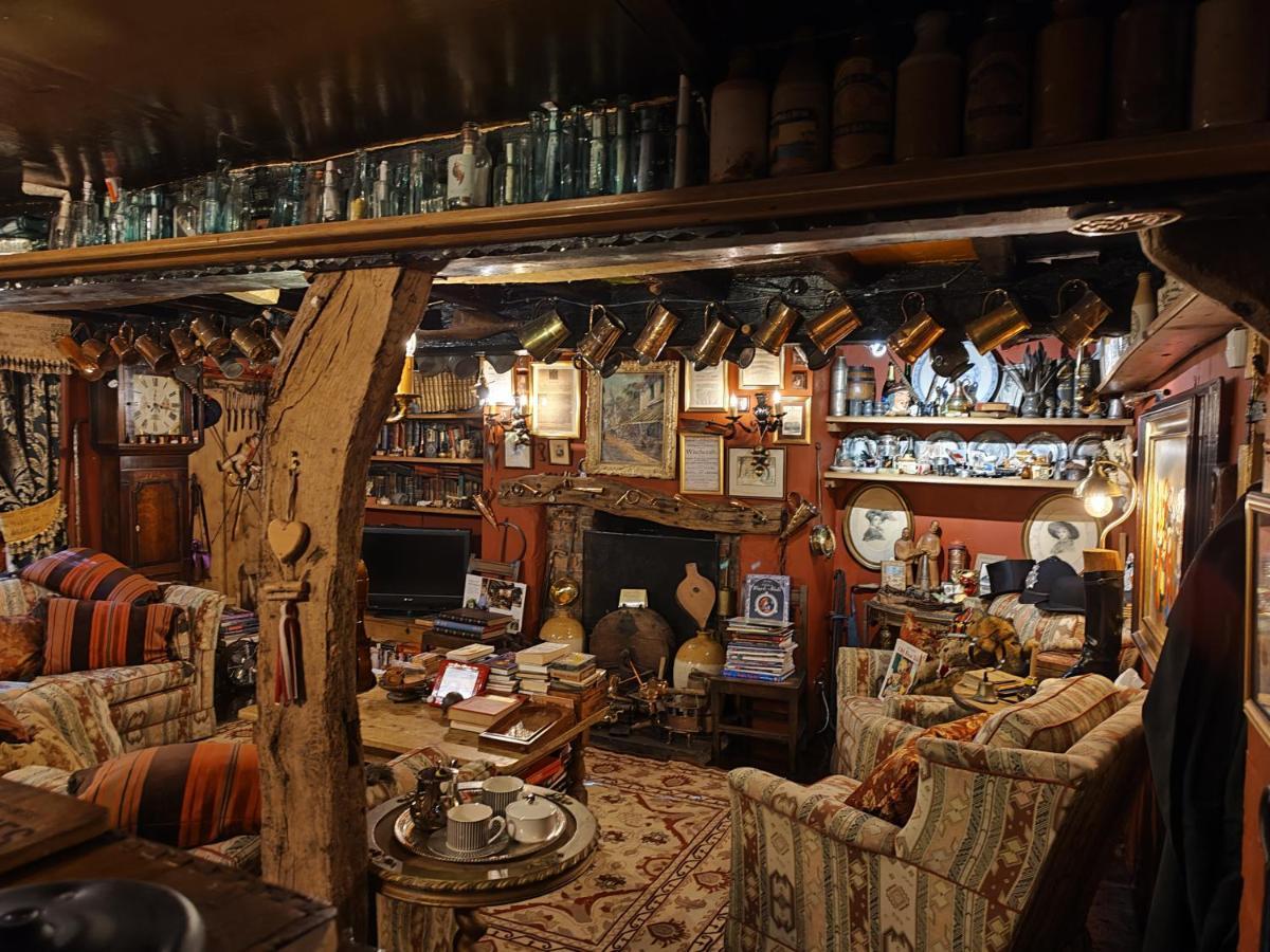 Wizards Thatch Luxury Suites Alderley Edge Esterno foto