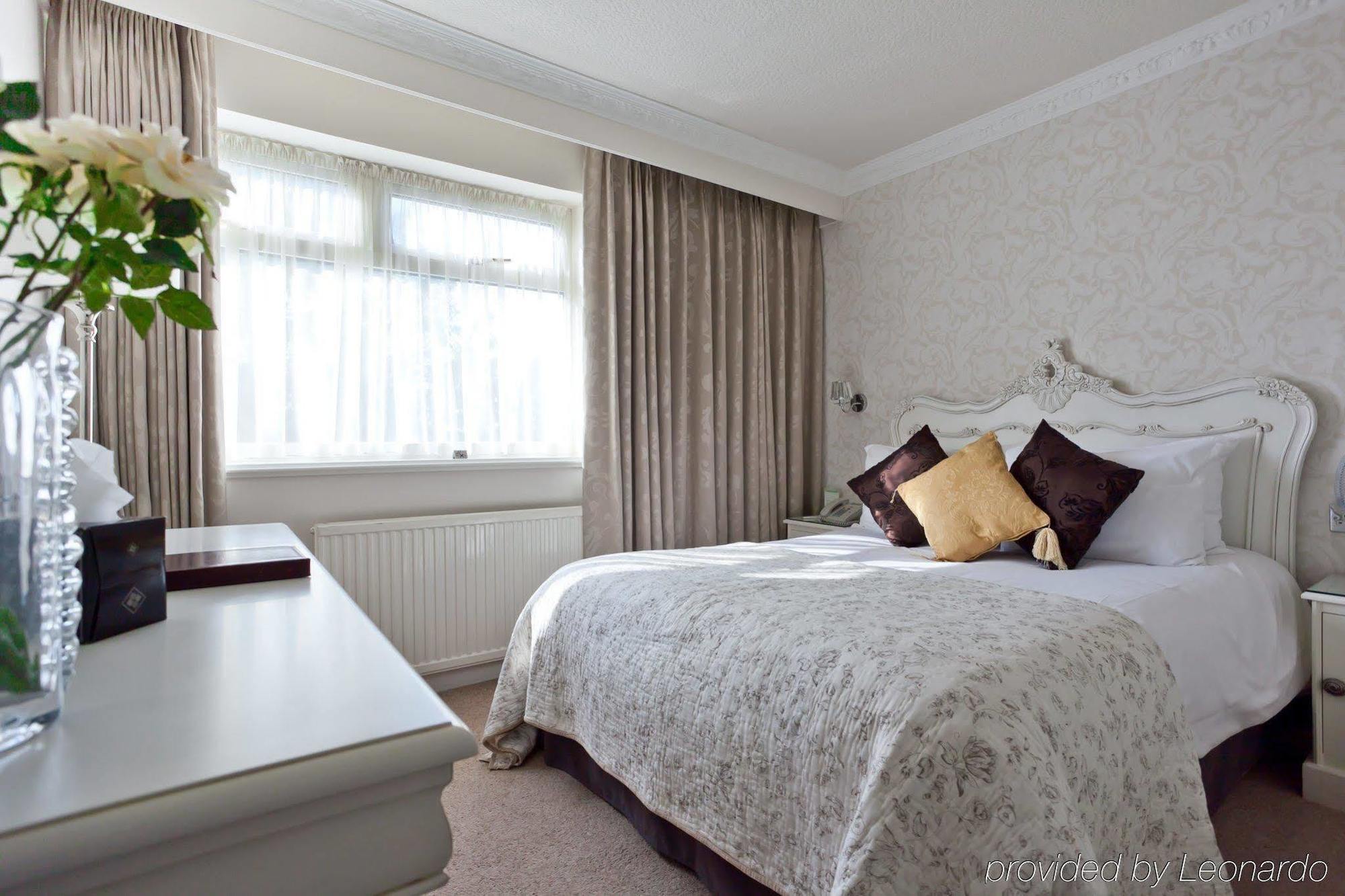 Wizards Thatch Luxury Suites Alderley Edge Esterno foto